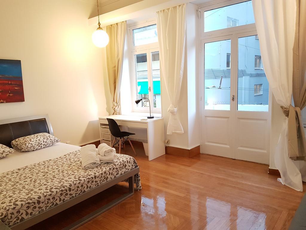 Errathens Aegean Apartment - Athens Center, 5 Bd, 2 Bath Bagian luar foto