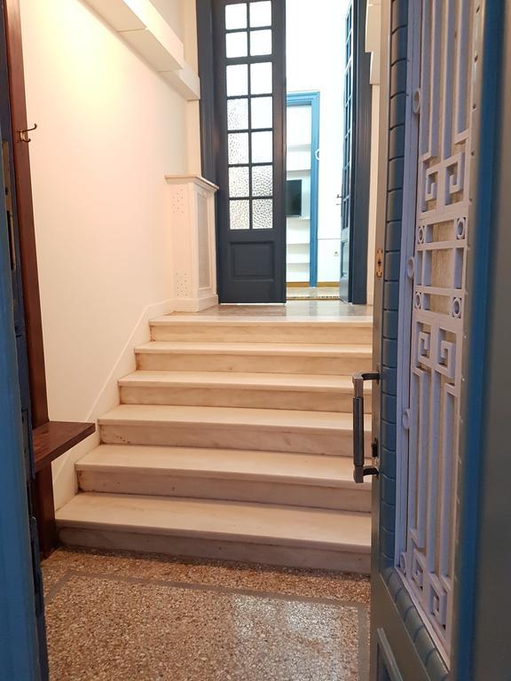 Errathens Aegean Apartment - Athens Center, 5 Bd, 2 Bath Bagian luar foto