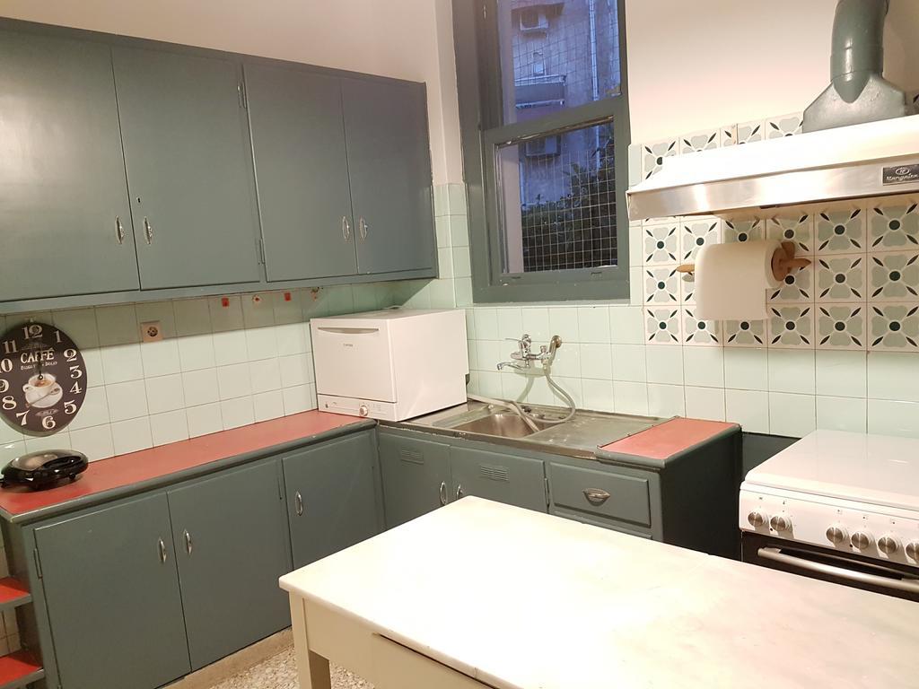 Errathens Aegean Apartment - Athens Center, 5 Bd, 2 Bath Bagian luar foto