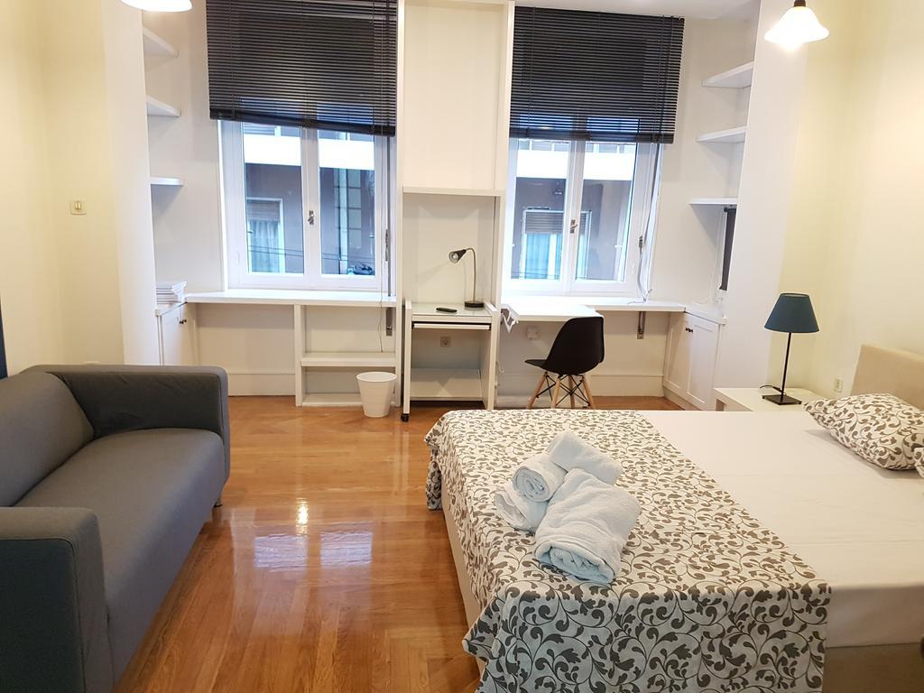 Errathens Aegean Apartment - Athens Center, 5 Bd, 2 Bath Bagian luar foto